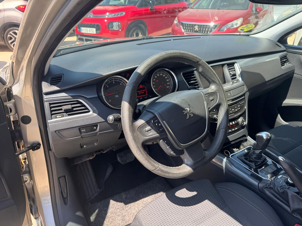 PEUGEOT 508 ALLURE 1.6 E-HDI AUTO SPANISH LHD IN SPAIN 121000 MILES SUPERB 2011